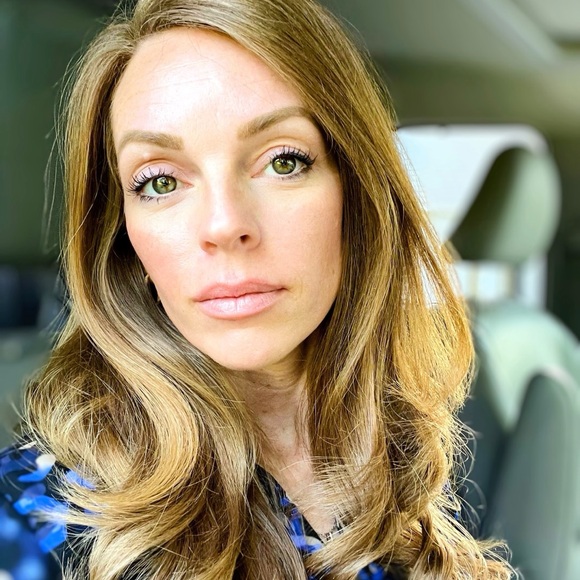 leahhollett
